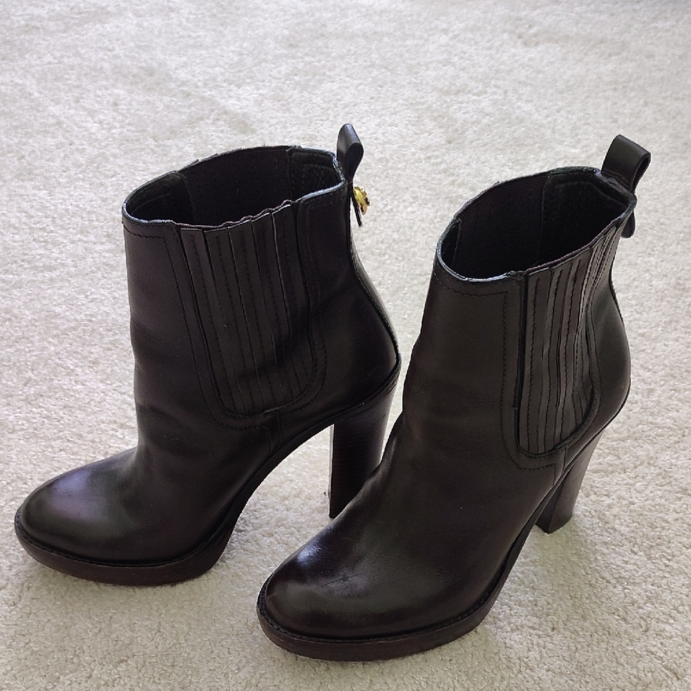 Tory Burch Brown Boots